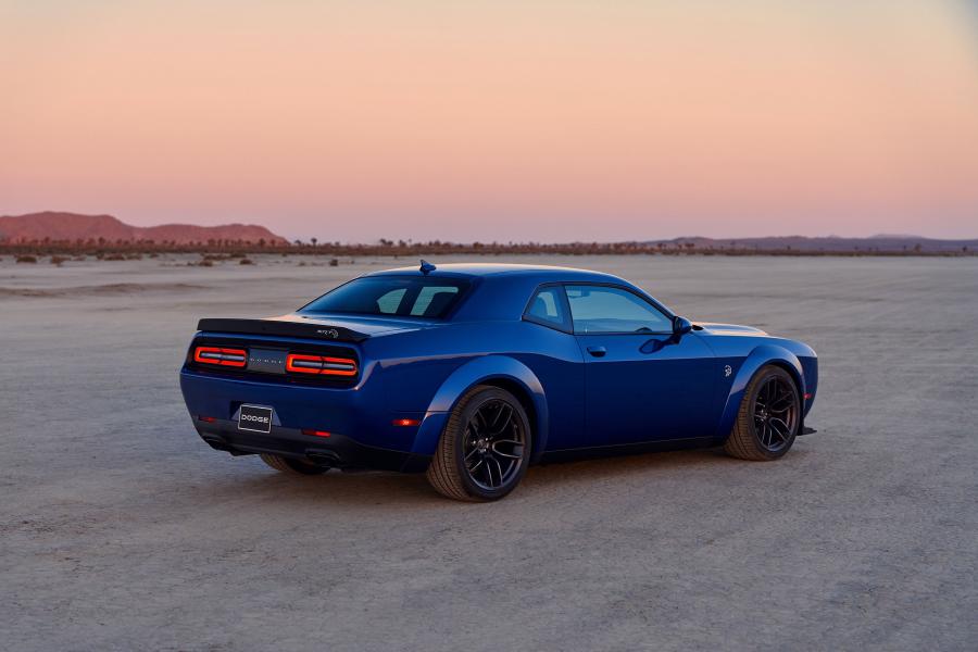  Dodge Challenger SRT Hellcat Widebody (LC) 2018 года  (фото 4 из 24)